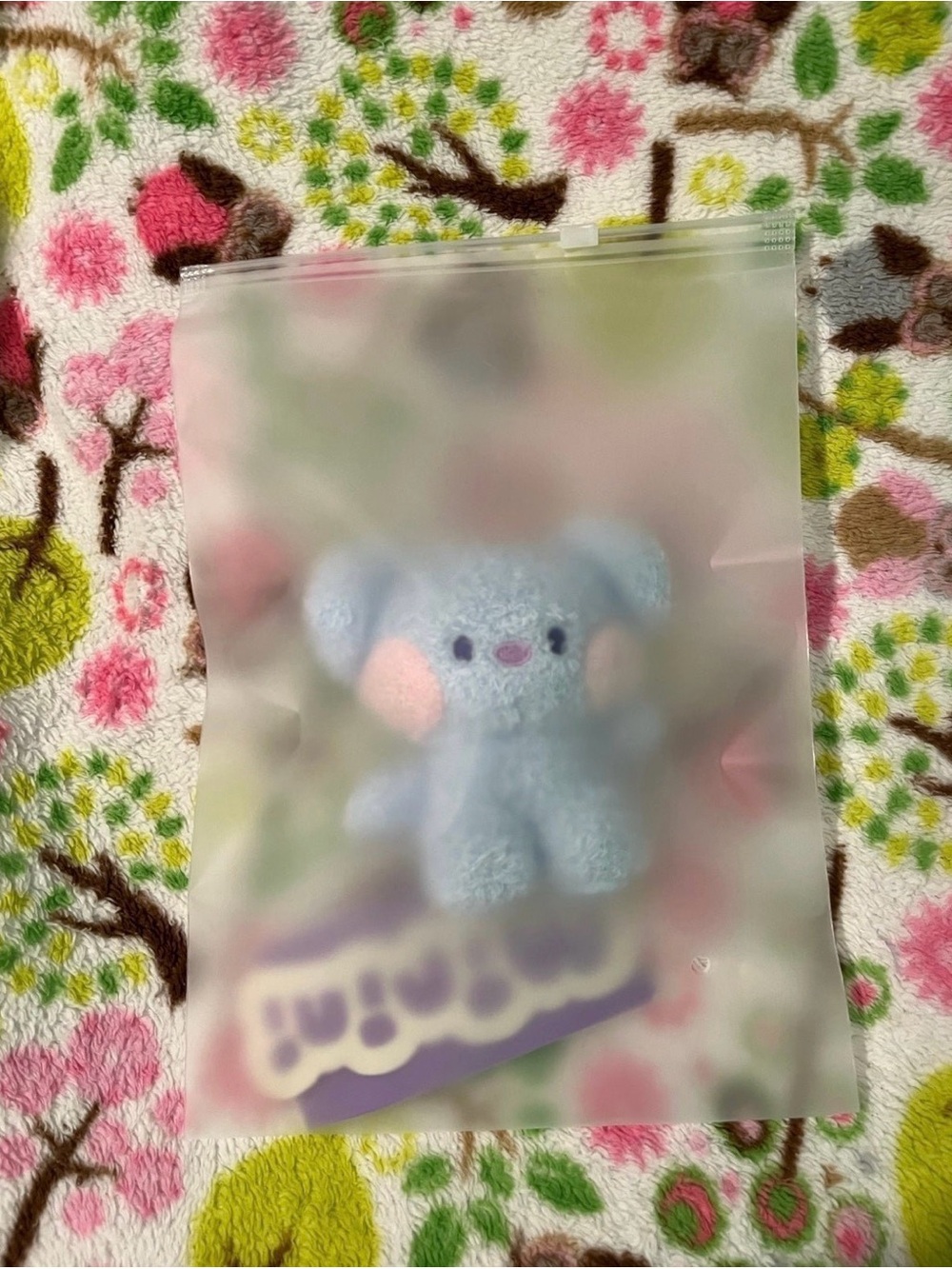 BT21 Koya Mini Plush Keychain Light Blue with Pink Cheeks - Picture 2 of 2